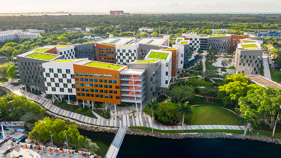 The Lakeside Village student housing complex, which opened in 2020, revolutionizes the living-learning experience.